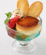 Kaede's Pudding A La Mode (楓のプリンアラモード) ¥650 Pudding with rainbow jelly