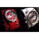 Red Monkey Wristwatch (Barnaby Model) ¥44,000 2 types