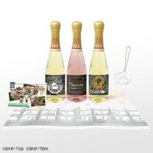 Memorial Chammerry Set (メモリアルシャンメリーセット) ¥5,800 Premium Bandai Exclusive Contains three bottles of wine, tablecloth, acrylic charm, postcard