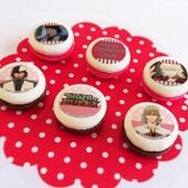 Valentine Pri Macaroons (Kotetsu/Barnaby) (バレンタインプリマカロン 虎徹＆バーナビー) BD20TXMCVL01F ¥2,160 Came with a can badge