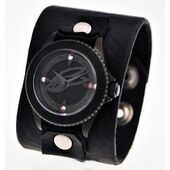 Red Monkey Collaboration Barnaby Wristwatch ¥45,047